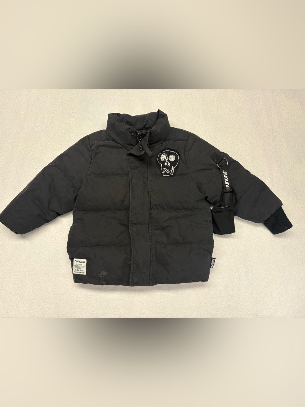 Nununu Black Puffer Down Jacket. Kids. Unisex. Size 3-4 Distressed